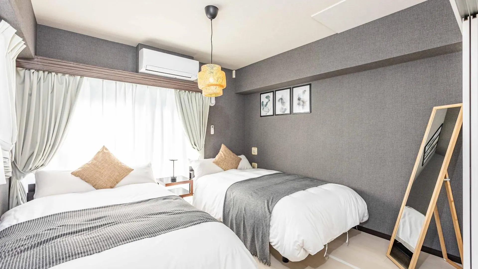 Ｍｅｌｌ－Ｔｈｅａｔｅｒ Ｒｅｓｏｒｔ Apartment Osaka 0*,  Japan