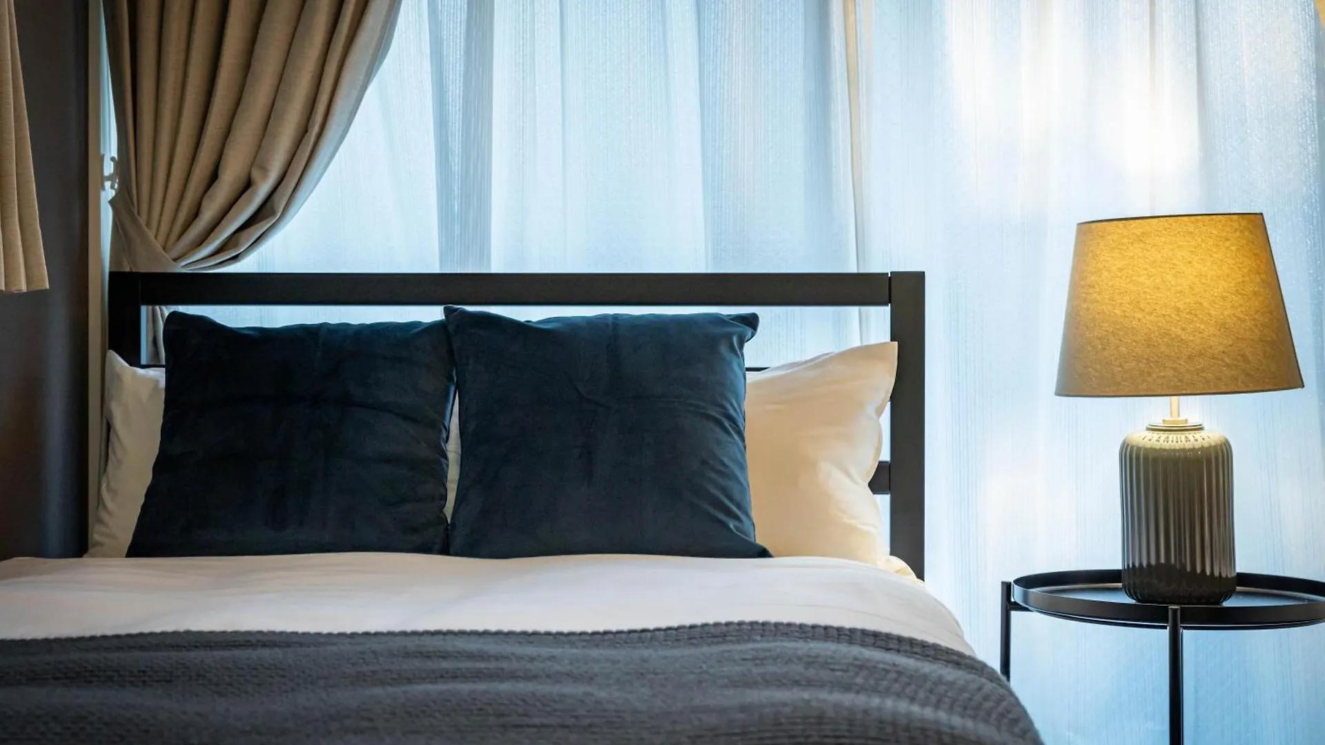 Ｍｅｌｌ－Ｔｈｅａｔｅｒ Ｒｅｓｏｒｔ Apartment Osaka