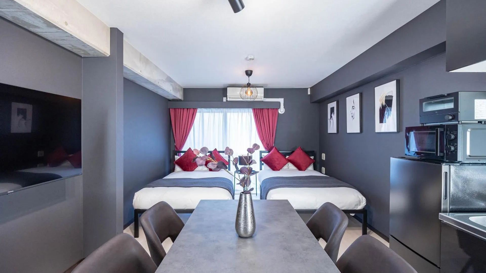 Ｍｅｌｌ－Ｔｈｅａｔｅｒ Ｒｅｓｏｒｔ Apartment Osaka 0*,  Japan