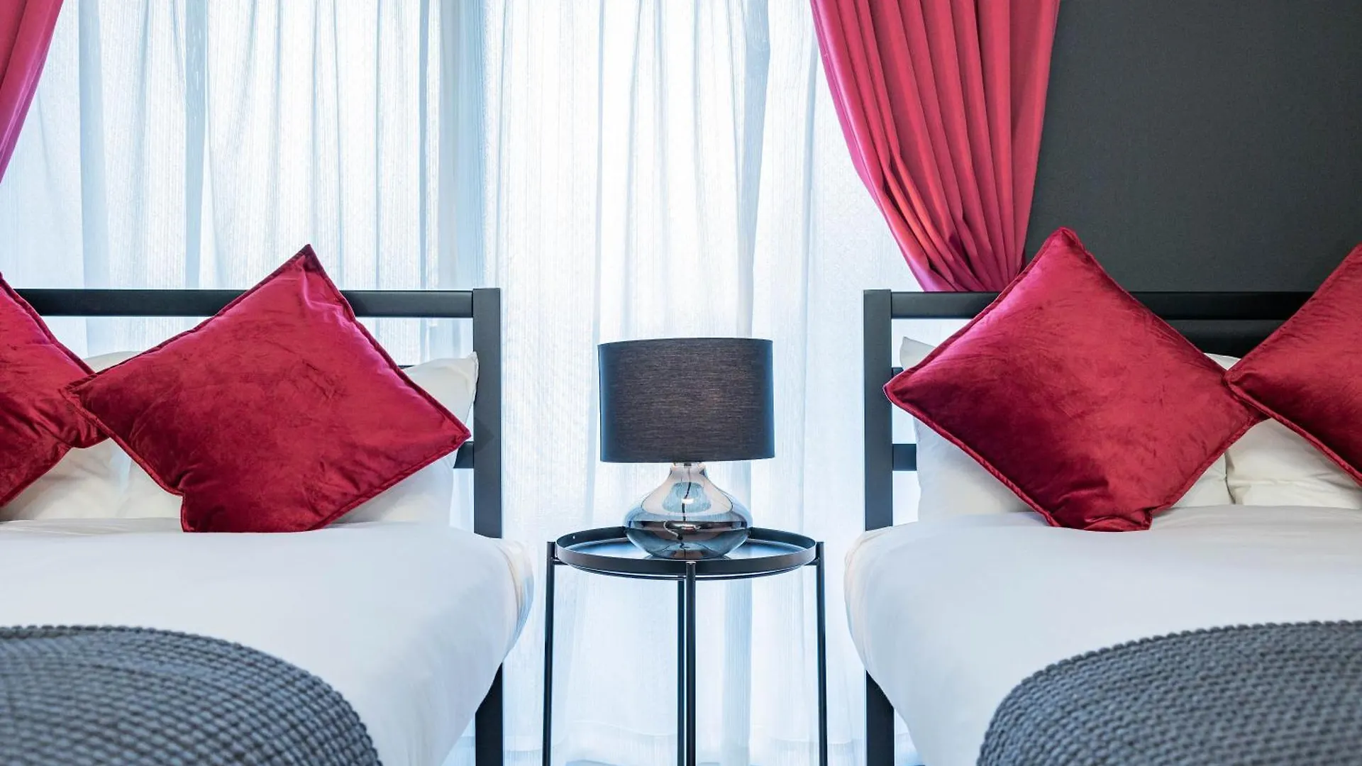 Ｍｅｌｌ－Ｔｈｅａｔｅｒ Ｒｅｓｏｒｔ Apartment Osaka