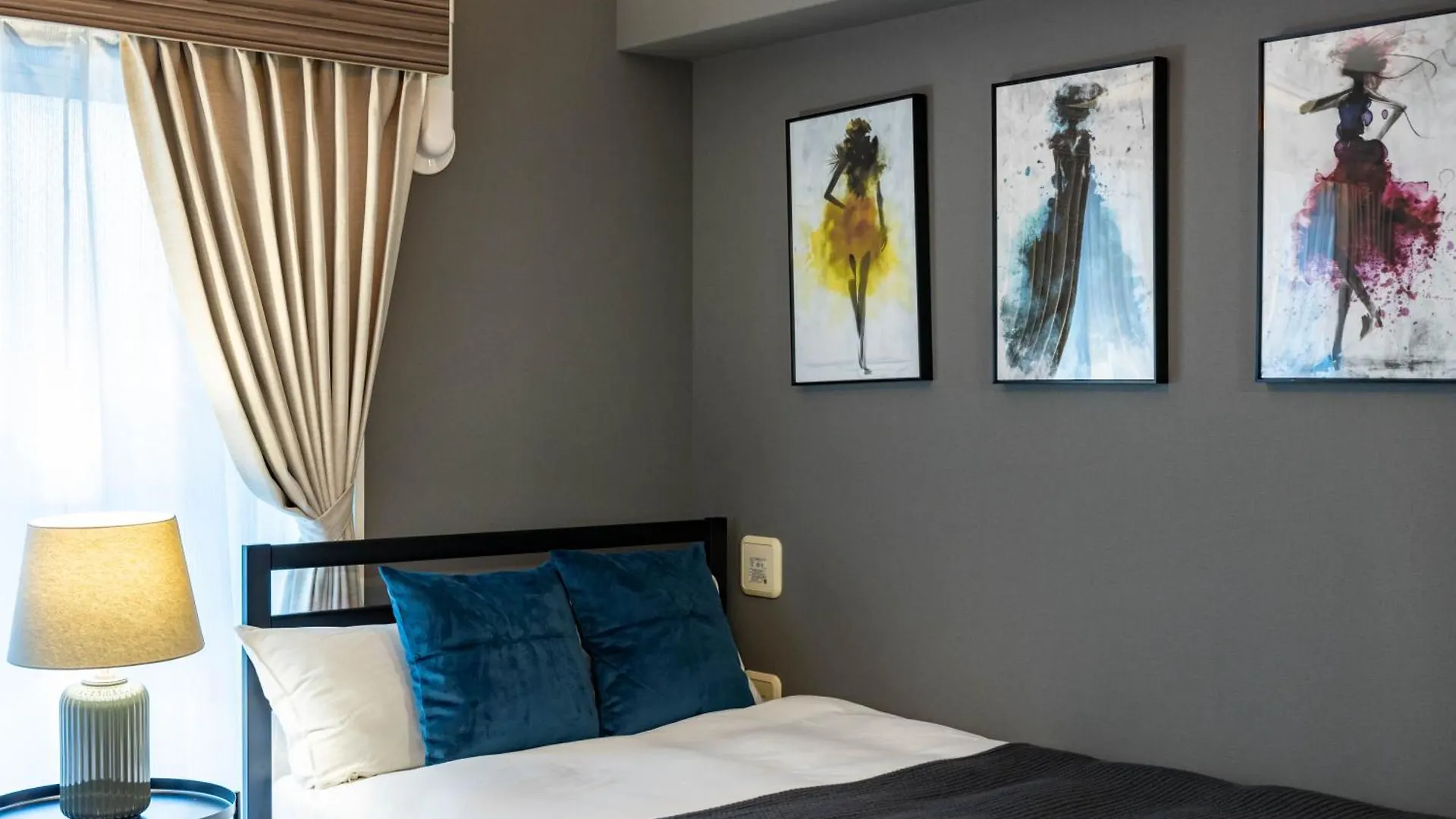 Ｍｅｌｌ－Ｔｈｅａｔｅｒ Ｒｅｓｏｒｔ Apartment Osaka