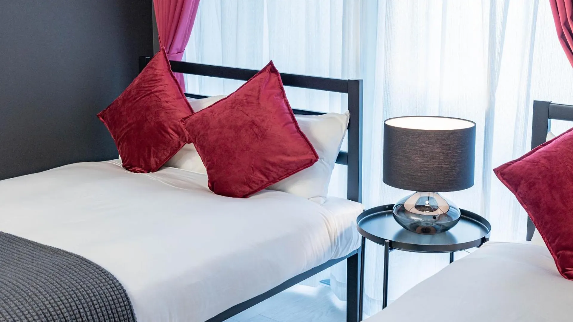Ｍｅｌｌ－Ｔｈｅａｔｅｒ Ｒｅｓｏｒｔ Apartment Osaka